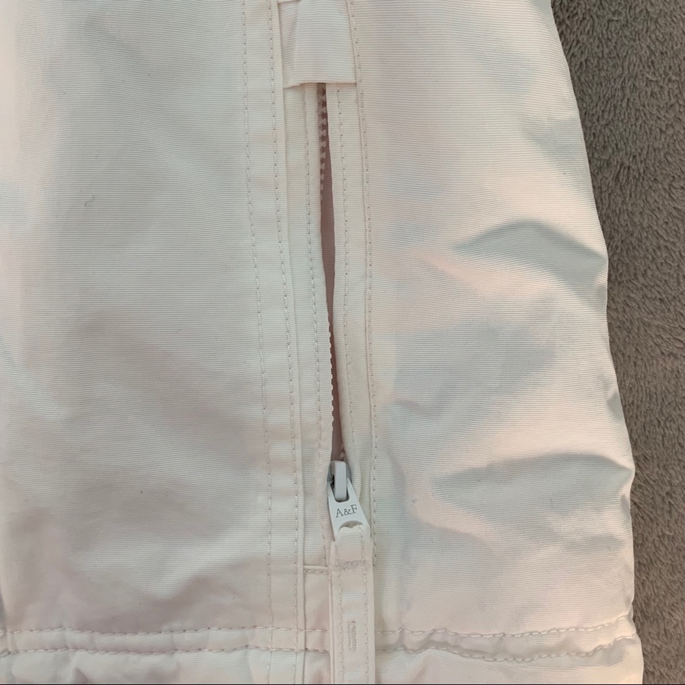 A&F White Jacket - Picture 8 of 8